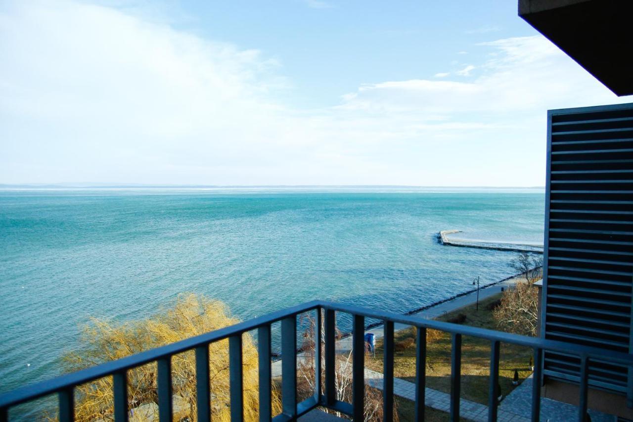 Club 218 Wellness Luxus * Siófok